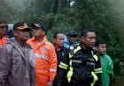 Cuaca-tidak-mendukung,-Polisi-dan-Tim-Evakuasi-Sempat-Tunda-Pencarian-Korban-Longsor-di-Pacet
