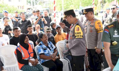 Kapolri-dan-Panglima-TNI-Berikan-Bantuan-Kesehatan-Gratis-di-Maluku
