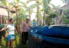 Bhabinkamtibmas-Polsek-Sukodono-Polresta-Sidoarjo-Cek-Lahan-P2B-untuk-Dukung-Swasembada-Pangan-Warga