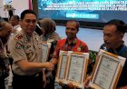 Humas-Polresta-Sidoarjo-Raih-Dua-Penghargaan-di-Rakernis-Bidhumas-Polda-Jatim-2026