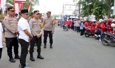 Aksi-May-Day-2024-di-Nganjuk-Berjalan-Kondusif,-Polisi-Siagakan-500-Personel-Pengamanan