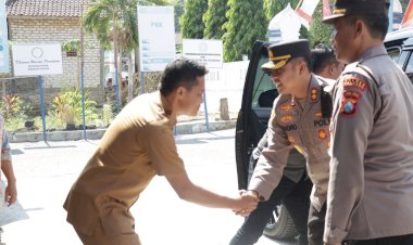 Kapolres-Sampang-Sambangi-Tokoh-Masyarakat-Robatal-Ajak-Wujudkan-Pilkada-2024-Sejuk-dan-Damai