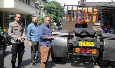 Polda-Jatim-Berhasil-Menangkap-Komplotan-Pencuri-Truk-Trailer-di-Surabaya