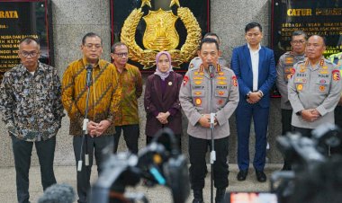 Kapolri-Tegaskan-Polri-Terbuka-dan-Terus-Lakukan-Perbaikan-Usai-Audiensi-dengan-KIP