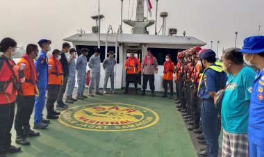 Hari-Ketiga,-KP-Sanjaya-7017-Polri-dan-KN-SAR-Tetuka-Terus-Sisir-Perairan-Selat-Sunda