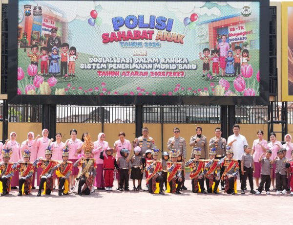 Polresta Sidoarjo Kenalkan Tugas Polisi Melalui Program Polisi Sahabat Anak