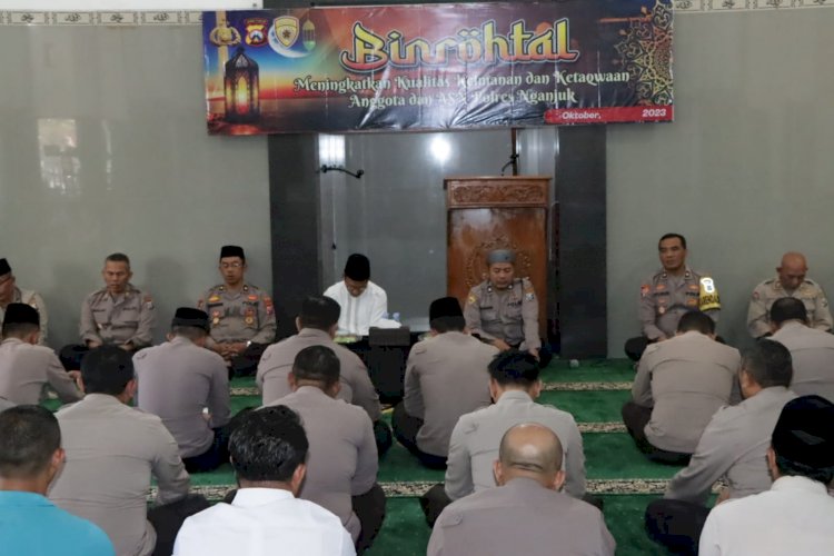 Polres Nganjuk Libatkan Ulama Kamtibmas dalam Program Polisi Santri