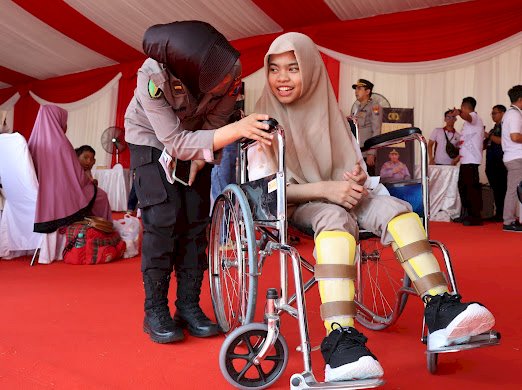 Masyarakat dan Ketua PWI Jatim Apresiasi Kegiatan Bakti Kesehatan dan Sosial Reuni Akabri 91 di Malang