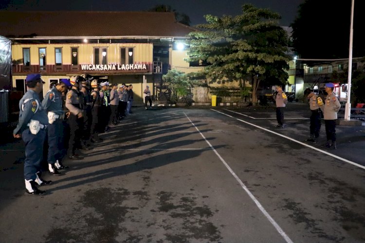 Jelang Nataru Polres Pelabuhan Tanjungperak Tingkatkan Patroli Gabungan TNI - Polri