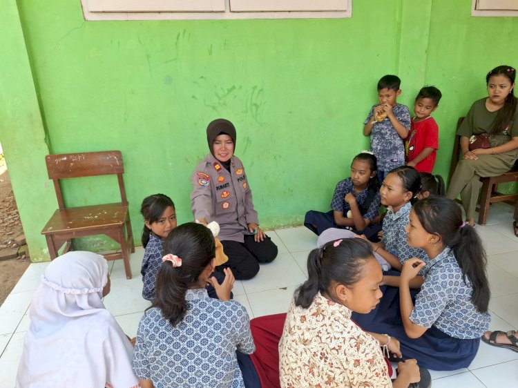 Polres Pasuruan Beri Trauma Healing Anak - anak Korban Bencana Tanah Gerak di Purwodadi