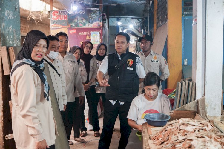 Satgas Saber Polres Jember Sidak Pasar Antisipasi Lonjakan Harga Pokok Pangan