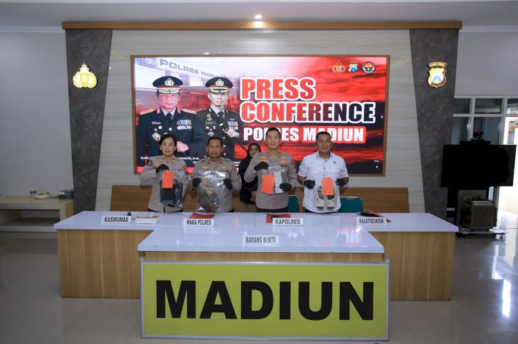 Polres Madiun Amankan Dua Tersangka Curanmor Modus Incar Motor di Persawahan dan Teras Rumah